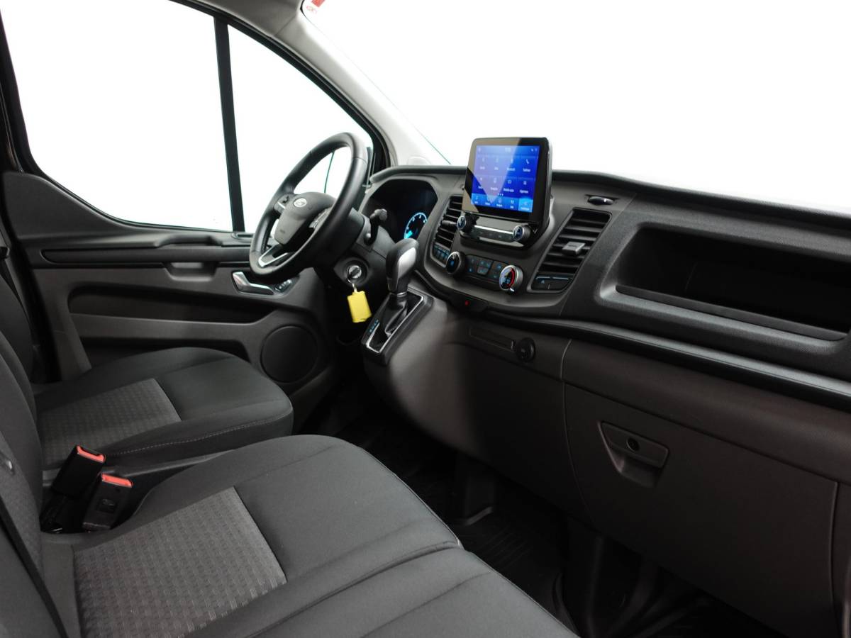 Ford Transit Custom Ford Transit Custom 300 2.0 TDCI L2H1 Trend Automaat Airco Navigatie Cruise Parkeersensoren Camera Trekhaak