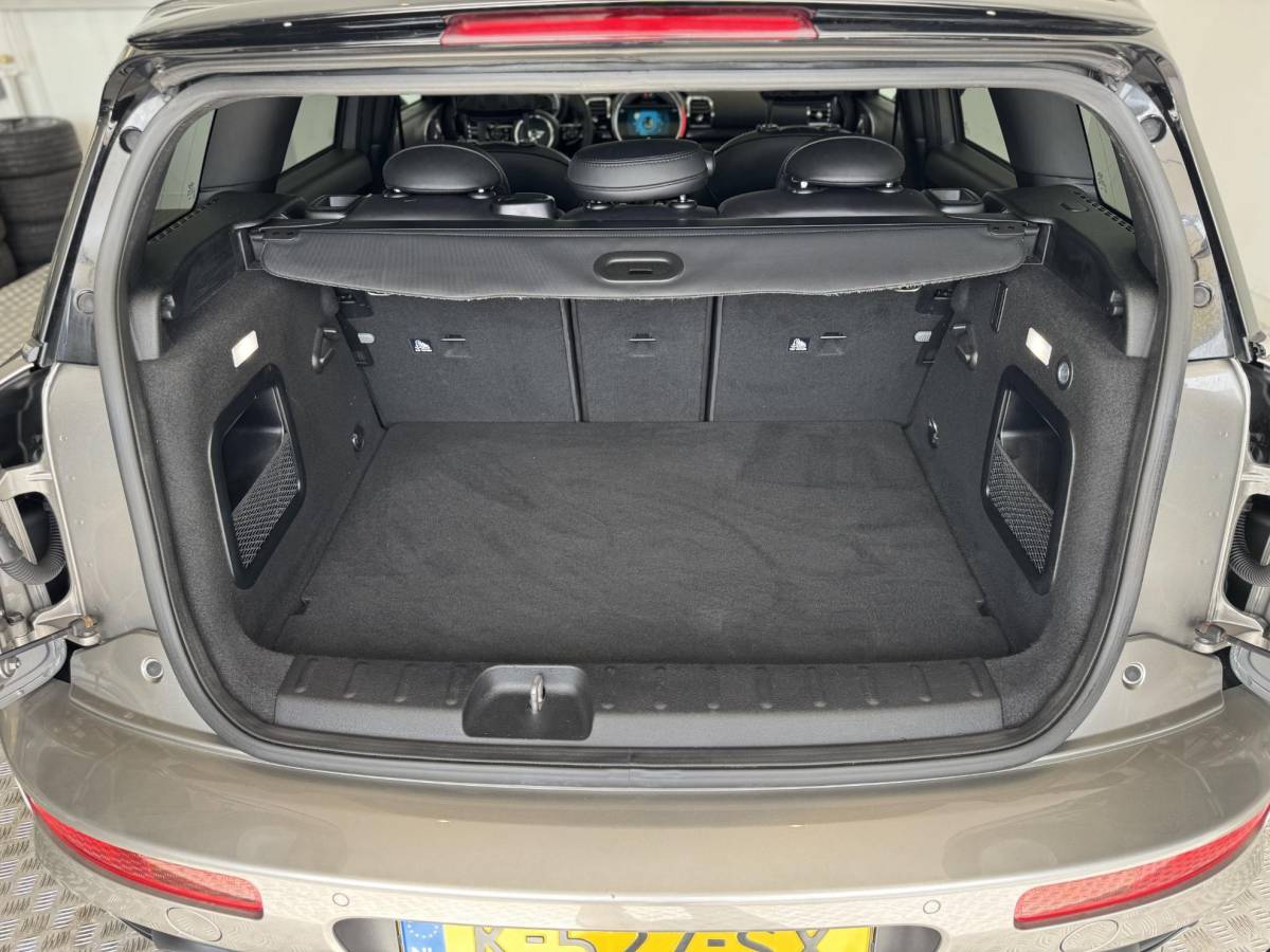 MINI Clubman MINI Clubman 2.0 John Cooper Works ALL4 Chili