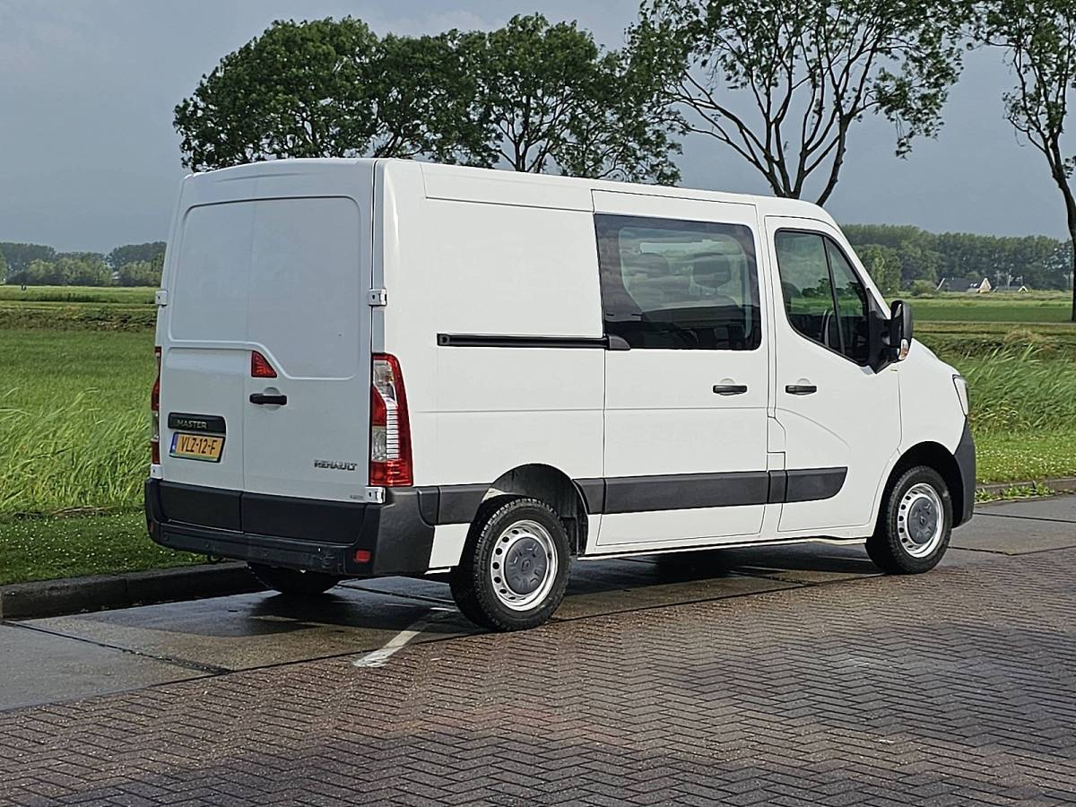 Renault Master RENAULT MASTER 2.3 l1h1 dubbel cabine!