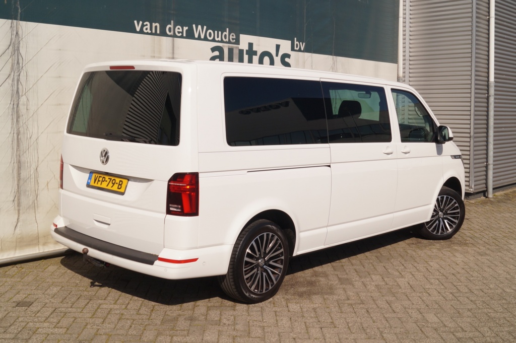 Volkswagen Transporter Volkswagen Transporter 2.0 TDI 199pk DSG Bulli 4Motion Dubbel cabine L2-H1