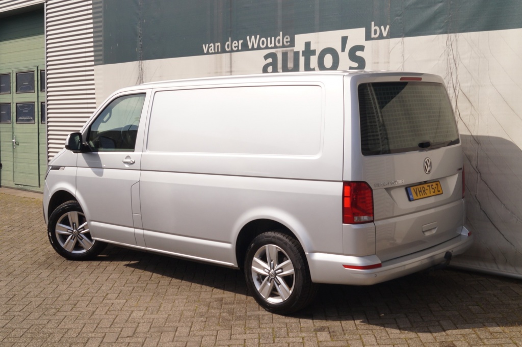 Volkswagen Transporter Volkswagen Transporter 2.0 TDI 199pk DSG 4Motion L1-H1 -NAVI-CAM-PDC-