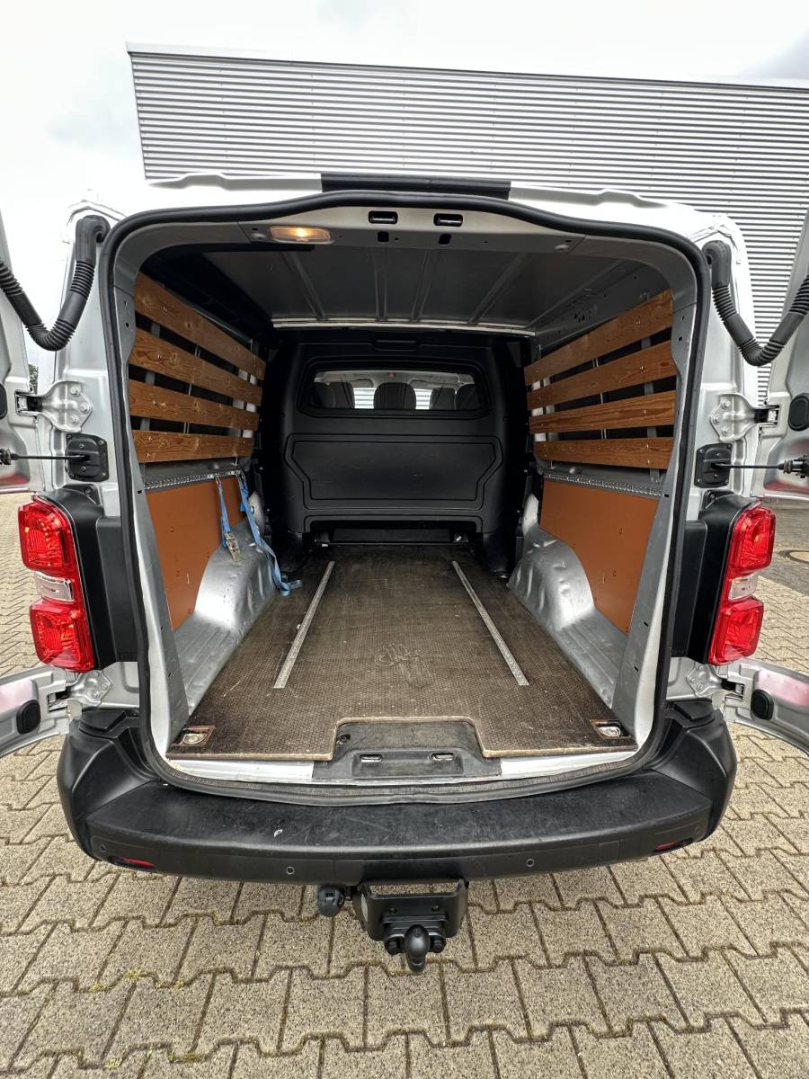 Citroën Jumpy Citroen Jumpy 2.0 BlueHDI 120PK Dubbele cabine dc MARGE BTW VRIJ