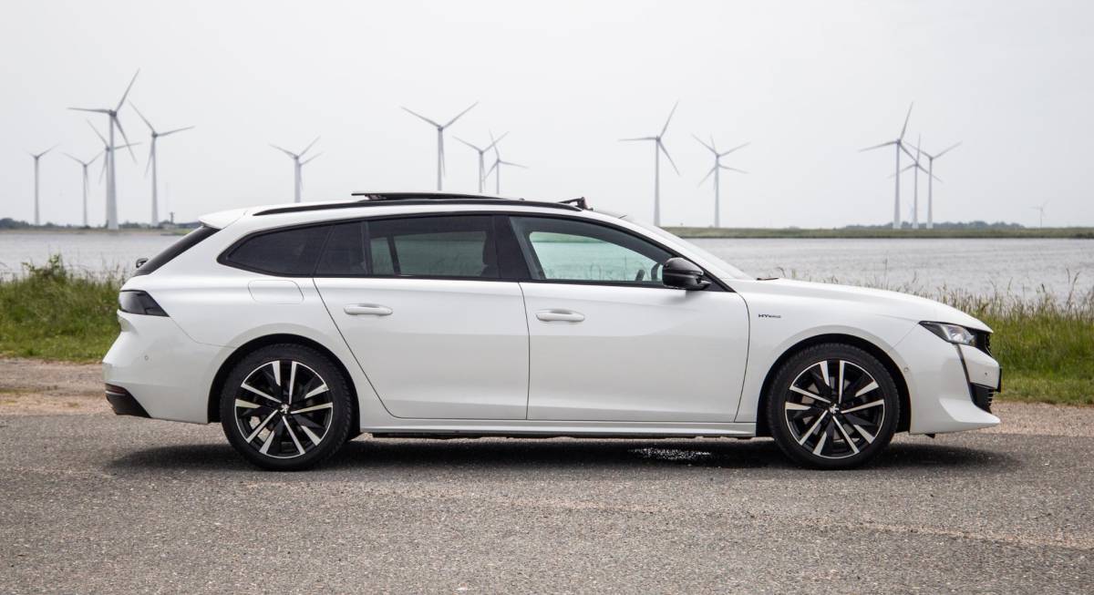 Peugeot 508 Peugeot 508 1.6 PureTech Blue Lease GT PANORAMA DAK / LEDER / DEALER ONDERHOUDEN / LED