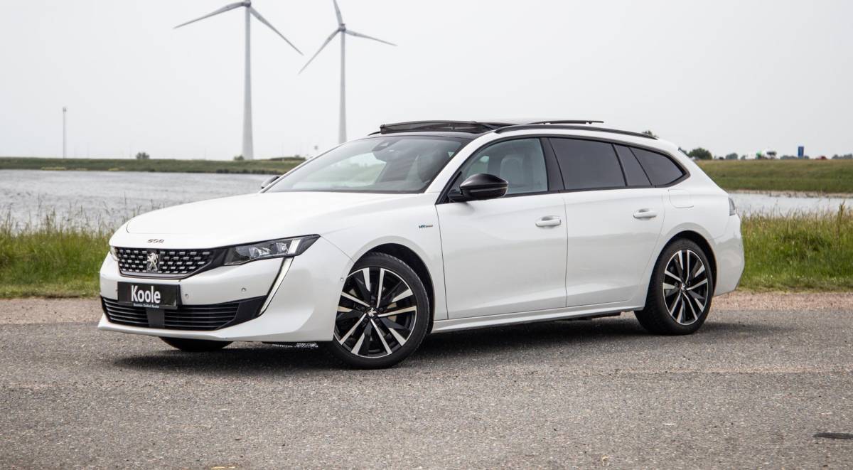 Peugeot 508 Peugeot 508 1.6 PureTech Blue Lease GT PANORAMA DAK / LEDER / DEALER ONDERHOUDEN / LED