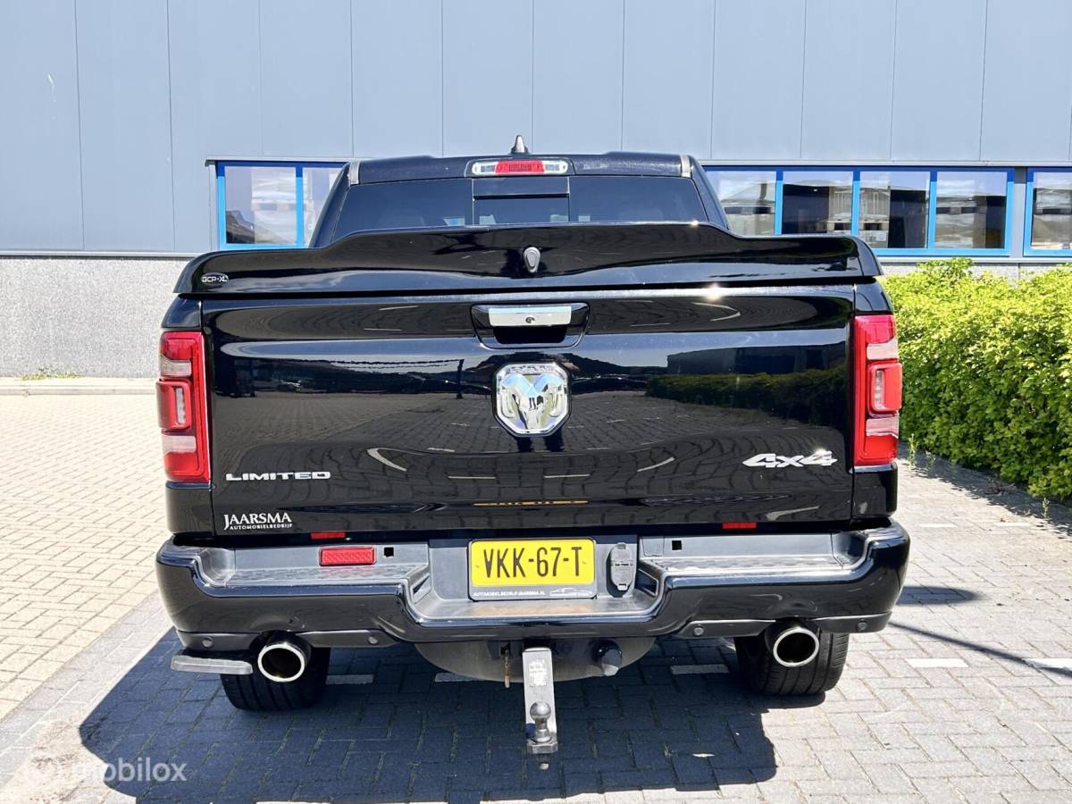 Dodge Ram 1500 Dodge Ram 1500 4X4 5.7 V8 4×4 Crew Cab LIMITED LPG 300 LITER