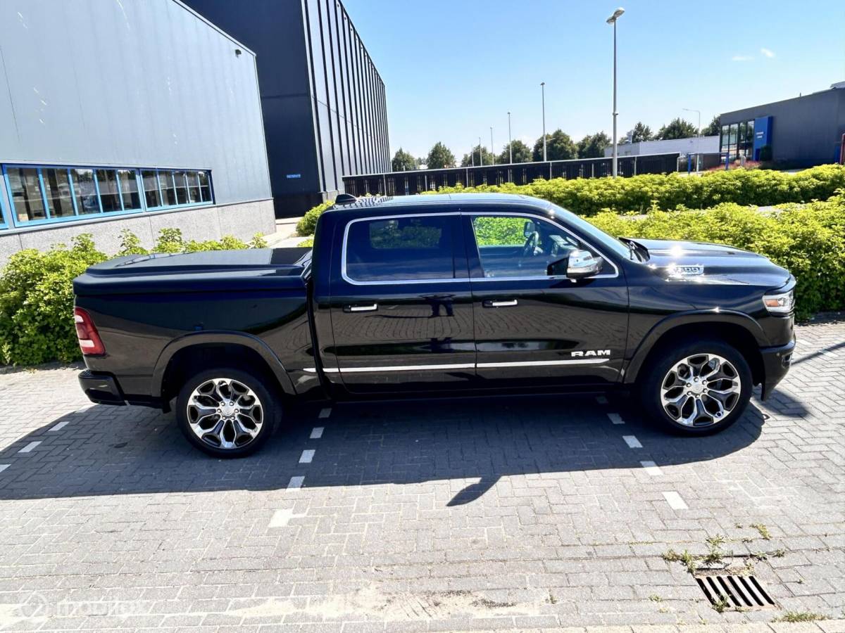 Dodge Ram 1500 Dodge Ram 1500 4X4 5.7 V8 4×4 Crew Cab LIMITED LPG 300 LITER