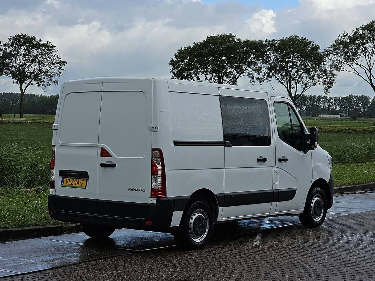 Renault Master RENAULT MASTER 2.3 l1h1 dubbel cabine!