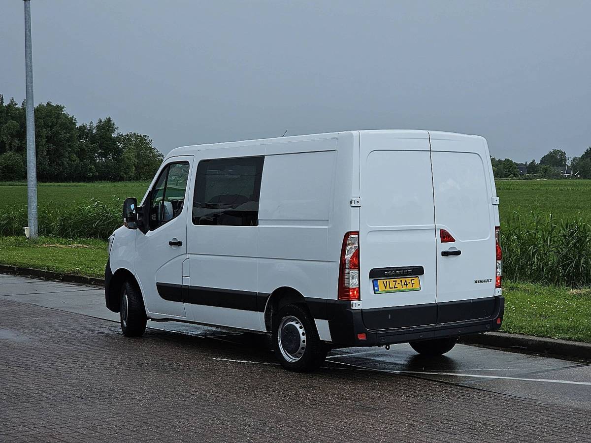 Renault Master RENAULT MASTER 2.3 l1h1 dubbel cabine!