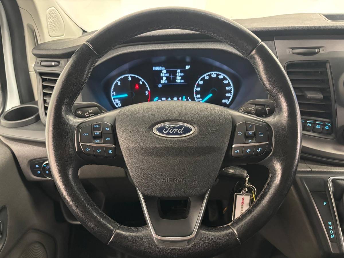 Ford Transit Custom Ford Transit Custom 320 2.0 TDCI L2H1 Trend Airco Cruise Control Trekhaak Lane Assist Stoelverwarming