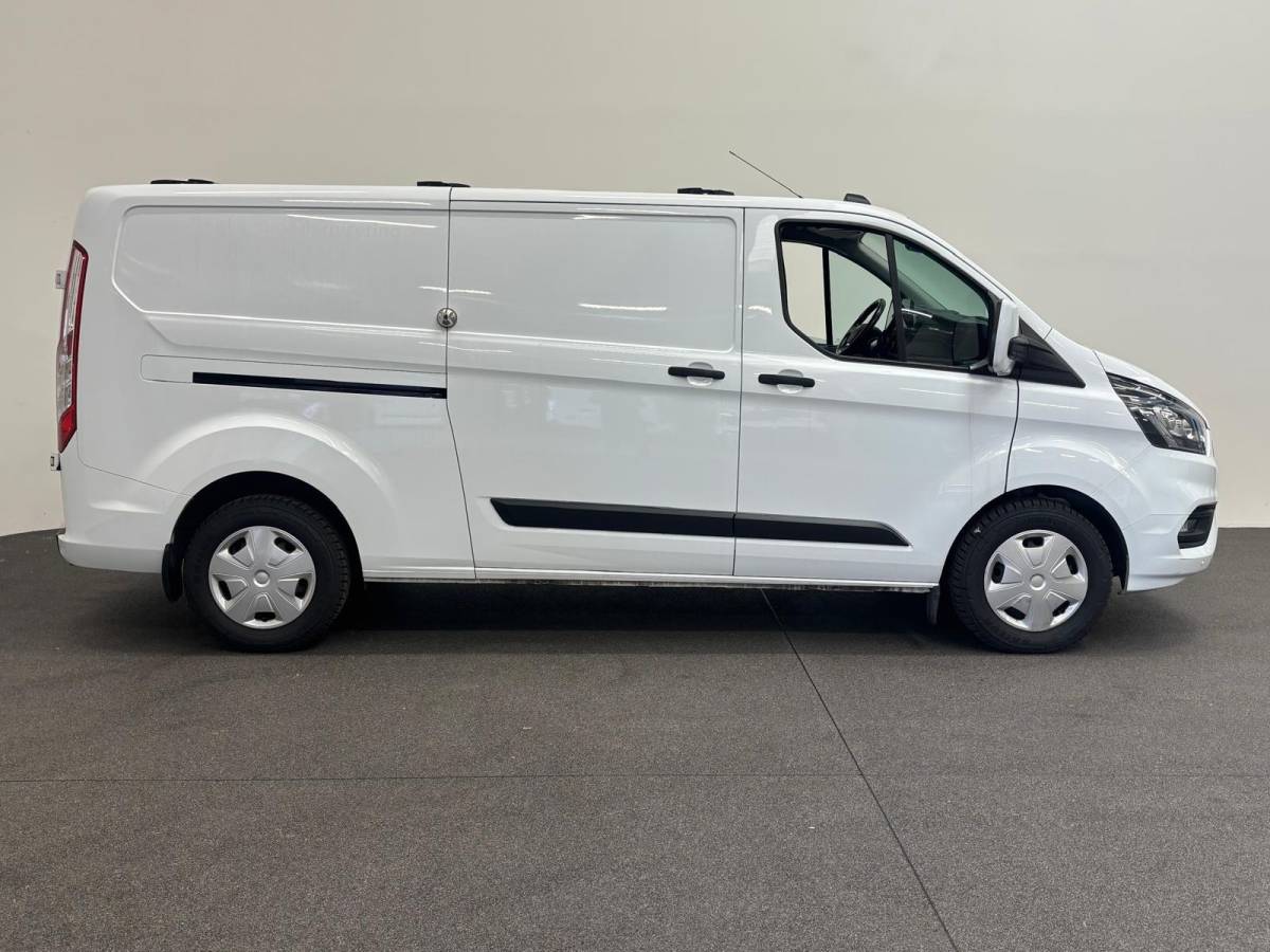 Ford Transit Custom Ford Transit Custom 320 2.0 TDCI L2H1 Trend Airco Cruise Control Trekhaak Lane Assist Stoelverwarming