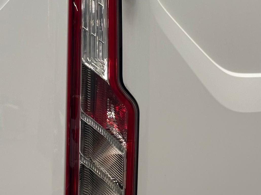 Ford Transit Custom Ford Transit Custom 320 2.0 TDCI L2H1 Trend Airco Cruise Control Trekhaak Lane Assist Stoelverwarming