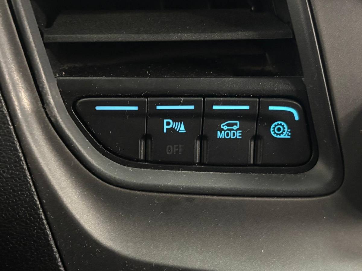 Ford Transit Custom Ford Transit Custom 320 2.0 TDCI L2H1 Trend Airco Cruise Control Trekhaak Lane Assist Stoelverwarming