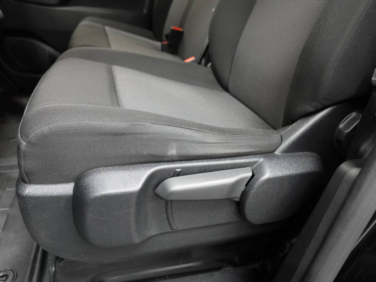 Peugeot Expert Peugeot Expert 2.0 BlueHDI 145PK L3 Automaat Cruise control Navigatie Trekhaak Carplay