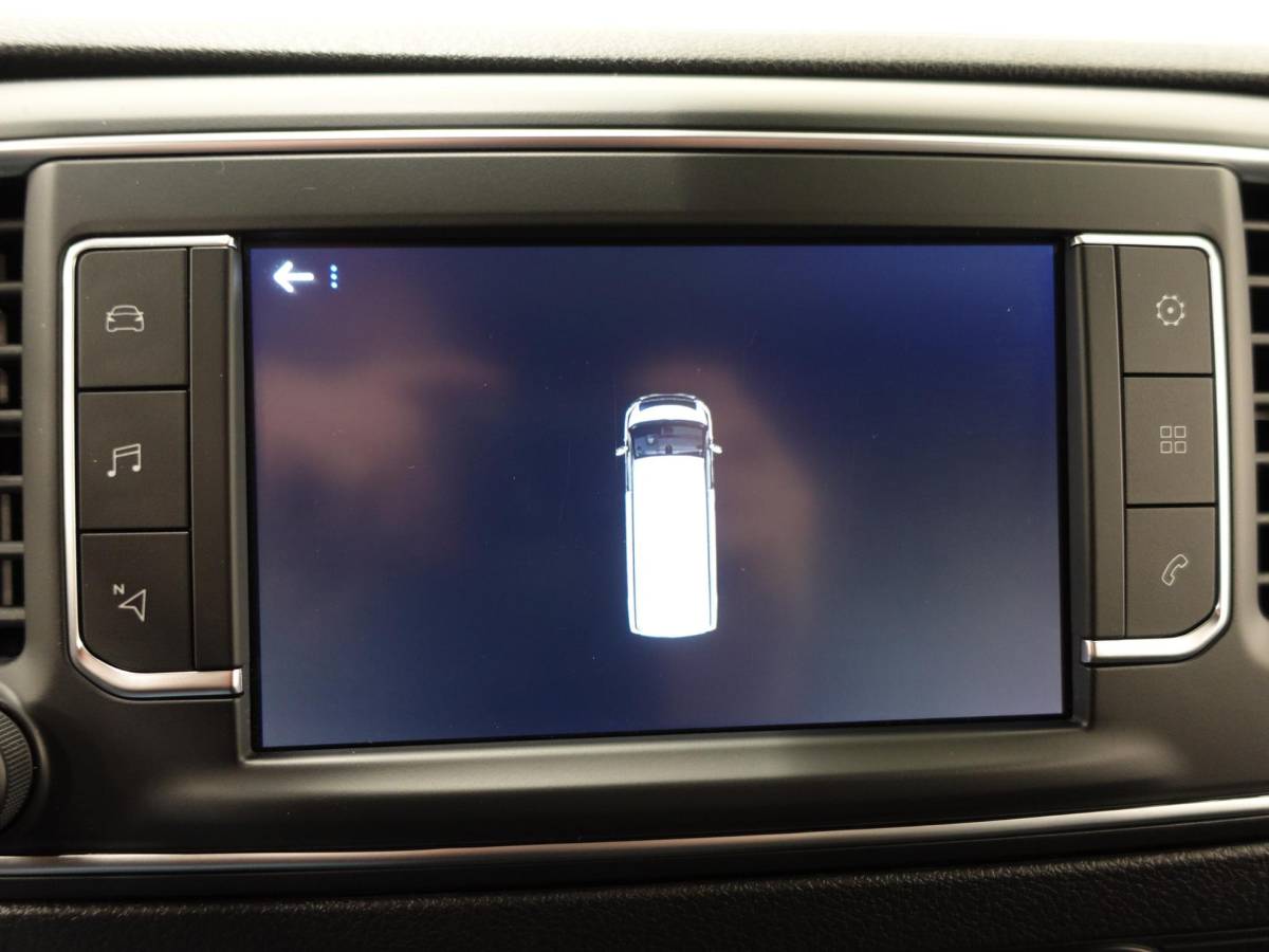 Peugeot Expert Peugeot Expert 2.0 BlueHDI 145PK L3 Automaat Cruise control Navigatie Trekhaak Carplay