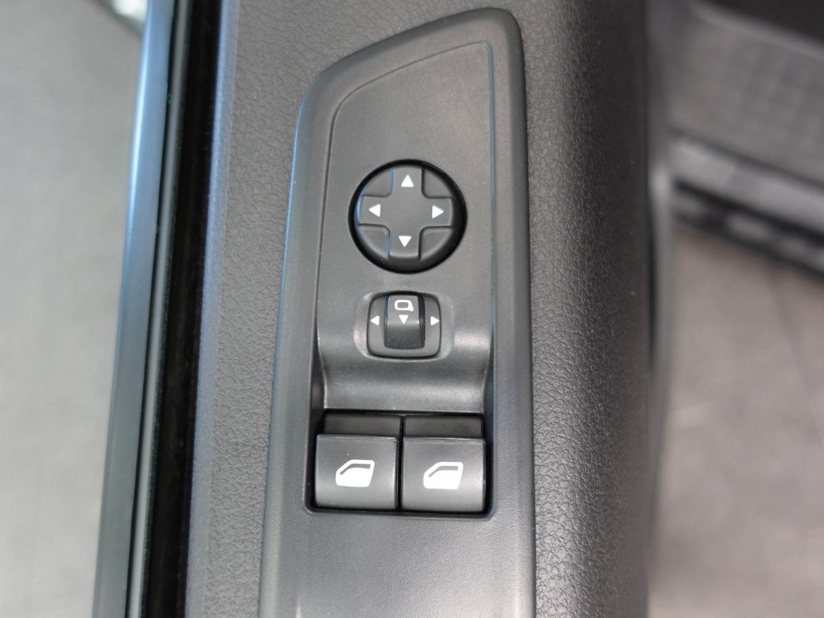 Peugeot Expert Peugeot Expert 2.0 BlueHDI 145PK L3 Automaat Cruise control Navigatie Trekhaak Carplay