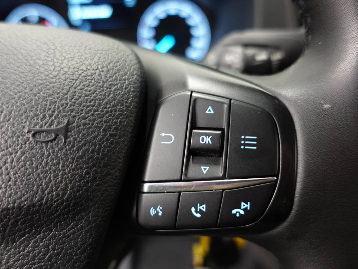 Ford Transit Custom Ford Transit Custom 130pk Automaat L2H1 Trend Navigatie Cruise control Camera Parkeersensoren Trekhaak Airco