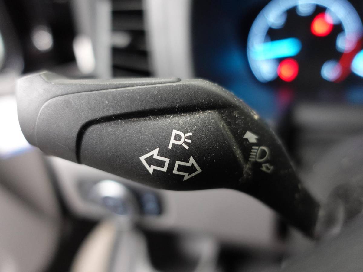 Ford Transit Custom Ford Transit Custom 130pk Automaat L2H1 Trend Navigatie Cruise control Camera Parkeersensoren Trekhaak Airco