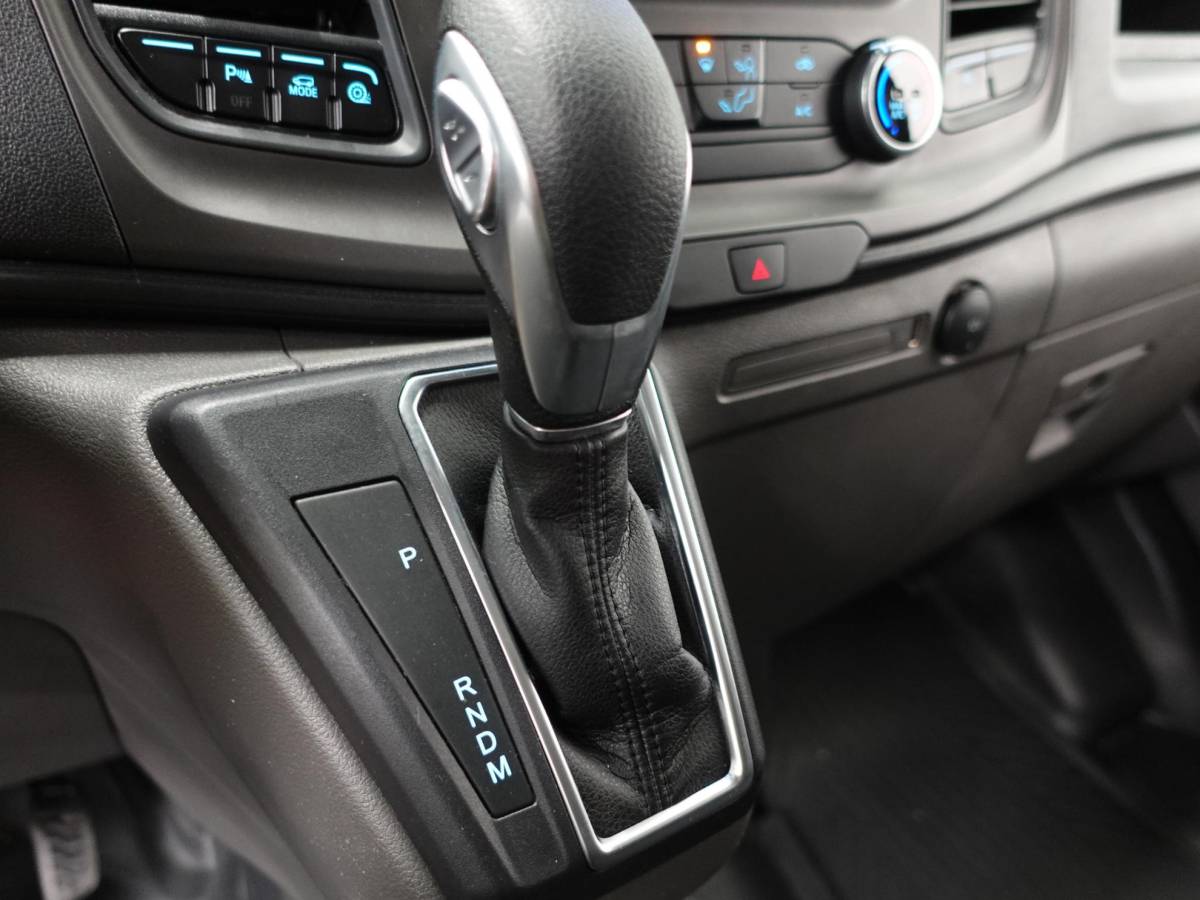 Ford Transit Custom Ford Transit Custom 130pk Automaat L2H1 Trend Navigatie Cruise control Camera Parkeersensoren Trekhaak Airco