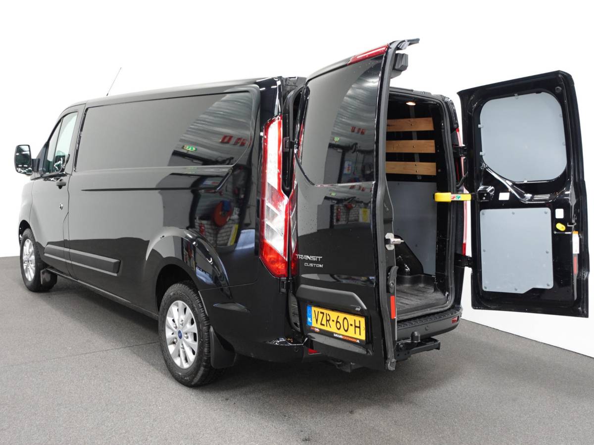 Ford Transit Custom Ford Transit Custom 130pk Automaat L2H1 Trend Navigatie Cruise control Camera Parkeersensoren Trekhaak Airco