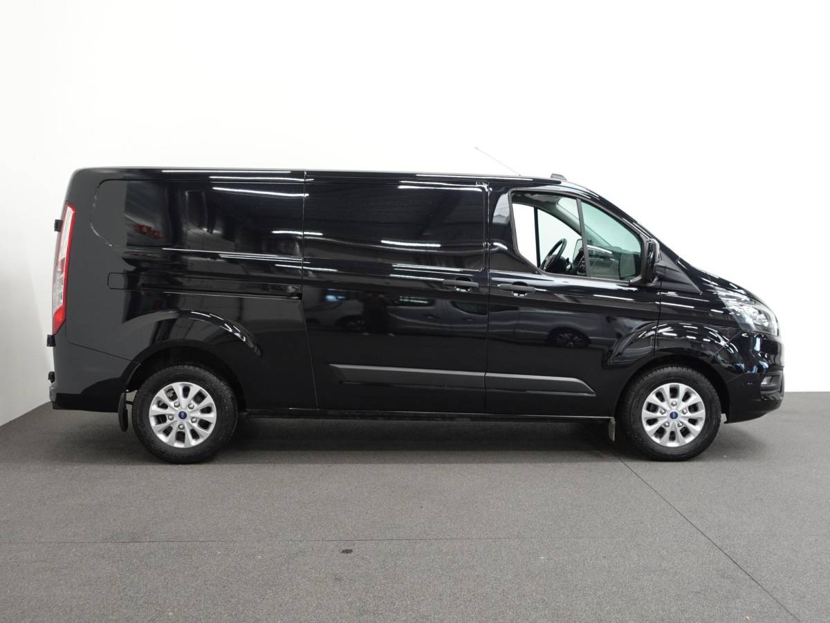 Ford Transit Custom Ford Transit Custom 130pk Automaat L2H1 Trend Navigatie Cruise control Camera Parkeersensoren Trekhaak Airco