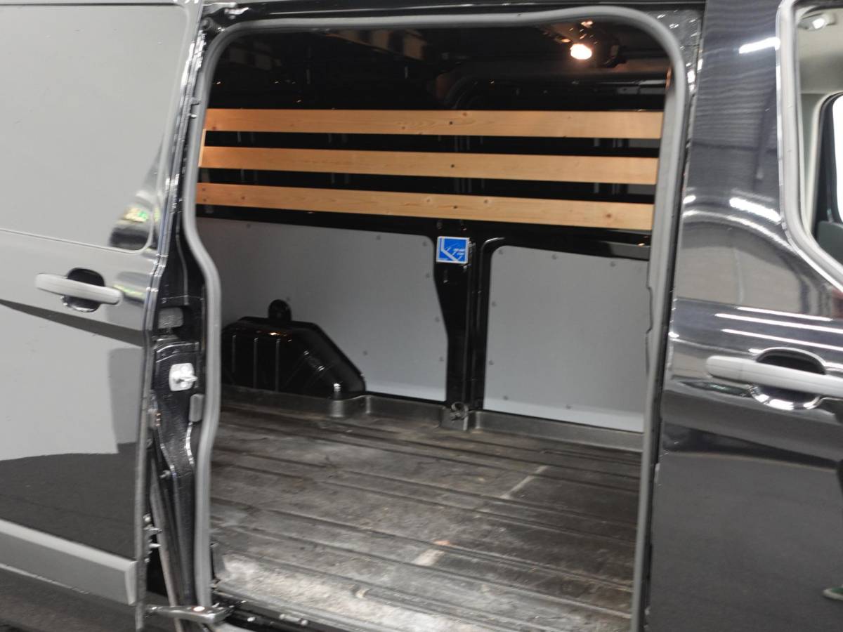 Ford Transit Custom Ford Transit Custom 130pk Automaat L2H1 Trend Navigatie Cruise control Camera Parkeersensoren Trekhaak Airco