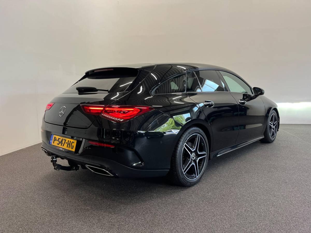 Mercedes-Benz CLA Mercedes-Benz CLA-klasse Shooting Brake 180 Business Solution AMG Panoramadak Trekhaak Multibeam LED Nightpakket