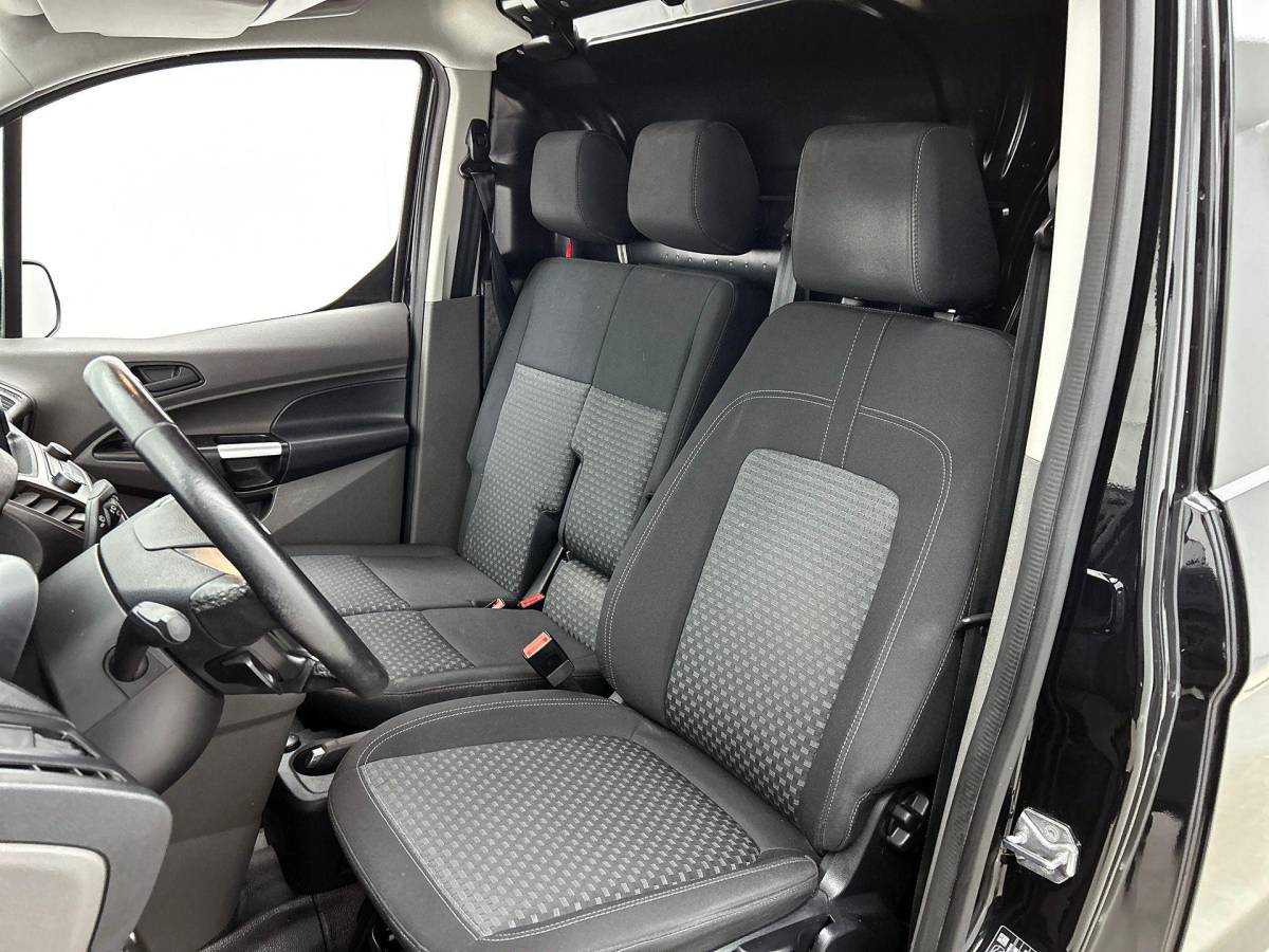 Ford Transit Connect Ford Transit Connect 1.5 EcoBlue L2 Trend Automaat Airco Navigatie Cruise control Camera Parkeersensoren