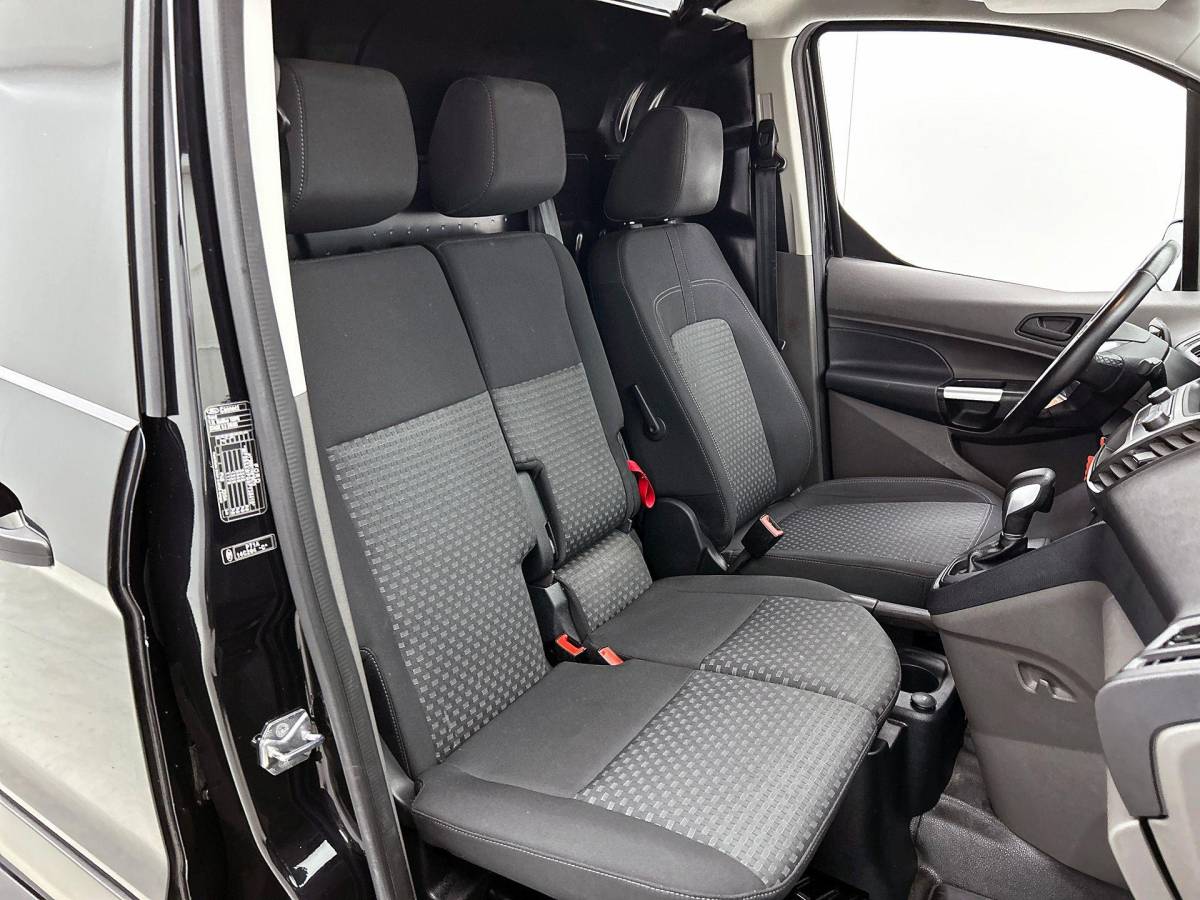 Ford Transit Connect Ford Transit Connect 1.5 EcoBlue L2 Trend Automaat Airco Navigatie Cruise control Camera Parkeersensoren