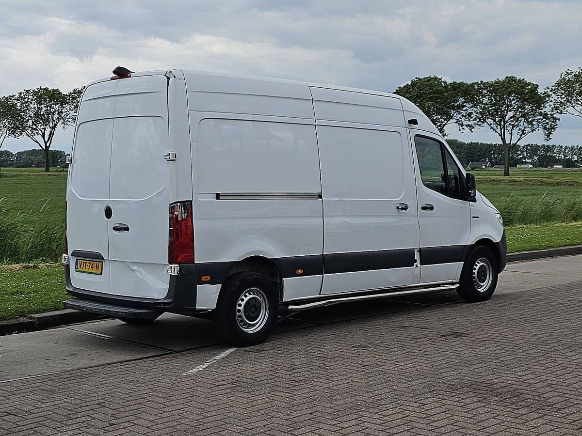 Mercedes-Benz eSprinter MERCEDES-BENZ ESPRINTER 55 kwh 168 km wltp