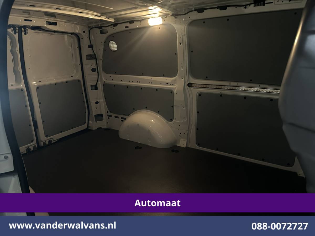 Mercedes-Benz Vito Mercedes-Benz Vito 114 CDI 136pk 9G-Tronic Automaat L2H1 Euro6 Airco | Camera | Apple Carplay Android Auto, Cruisecontrol, Parkeersensoren