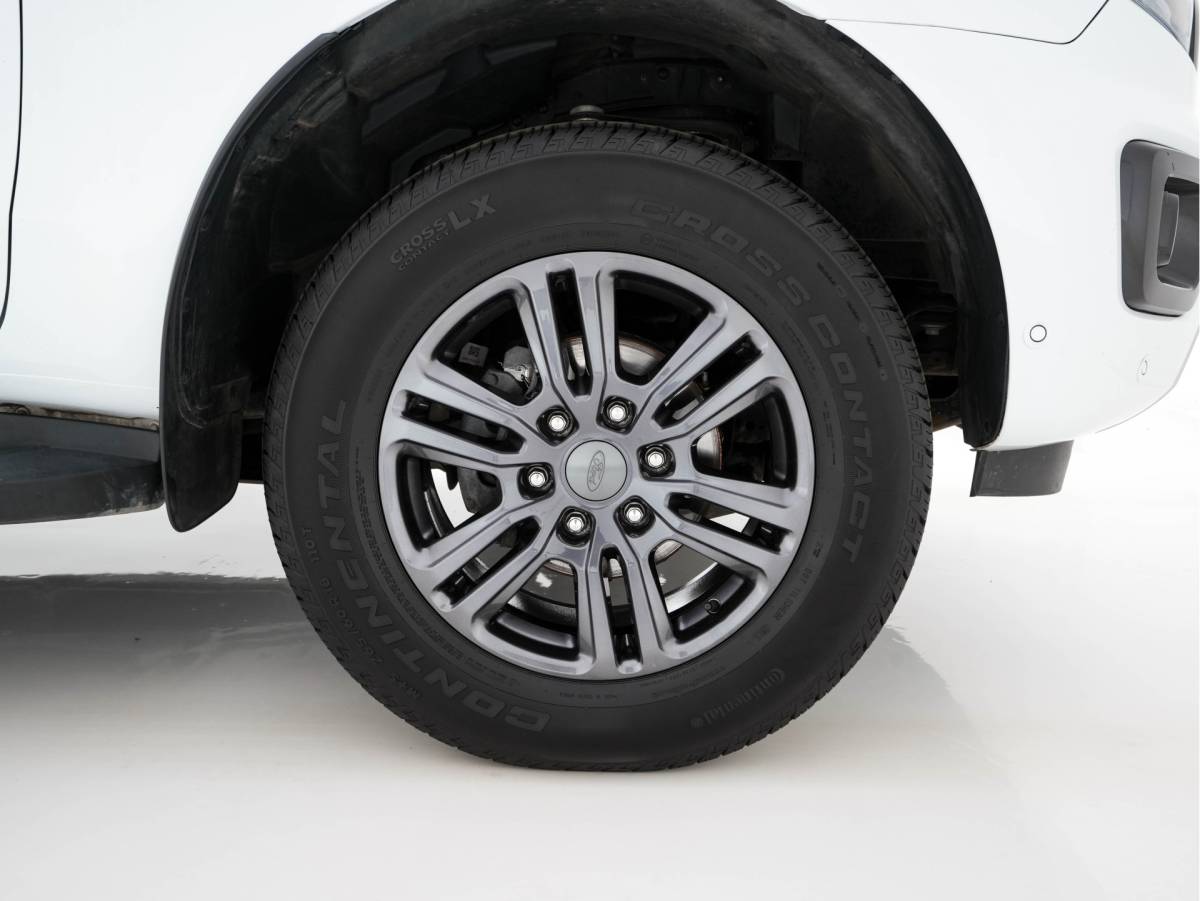 Ford Ranger Ford Ranger 2.0 EcoBlue Wildtrak Supercab AWD Aut. *FULL-LED | LEATHER-ALCANTARA | ADAPTIVE-CRUISE | HEATED-COMFORTSEATS | CAMERA | KEYLESS | NAVI-FULLMAP | PRIVACY-GLASS | DAB+ | ECC | PDC | CRUISE | TOWBAR | FORD-SYNC-3 | 18”ALU*