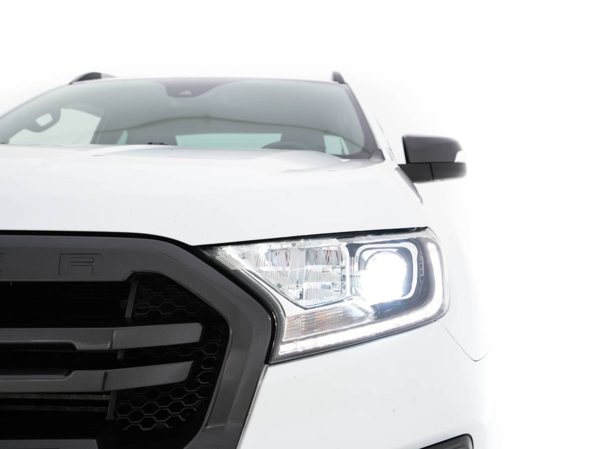 Ford Ranger Ford Ranger 2.0 EcoBlue Wildtrak Supercab AWD Aut. *FULL-LED | LEATHER-ALCANTARA | ADAPTIVE-CRUISE | HEATED-COMFORTSEATS | CAMERA | KEYLESS | NAVI-FULLMAP | PRIVACY-GLASS | DAB+ | ECC | PDC | CRUISE | TOWBAR | FORD-SYNC-3 | 18”ALU*