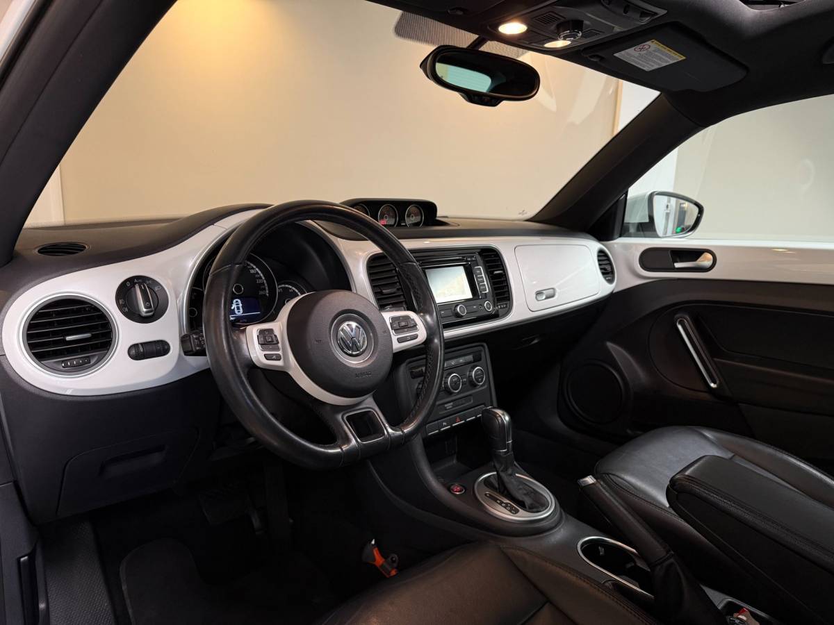 Volkswagen Beetle Volkswagen Beetle 1.4 TSI Design *Automaat* 2de Eigenaar|Pano/Schuifdak|Leer|Navi|Cruise|NAP