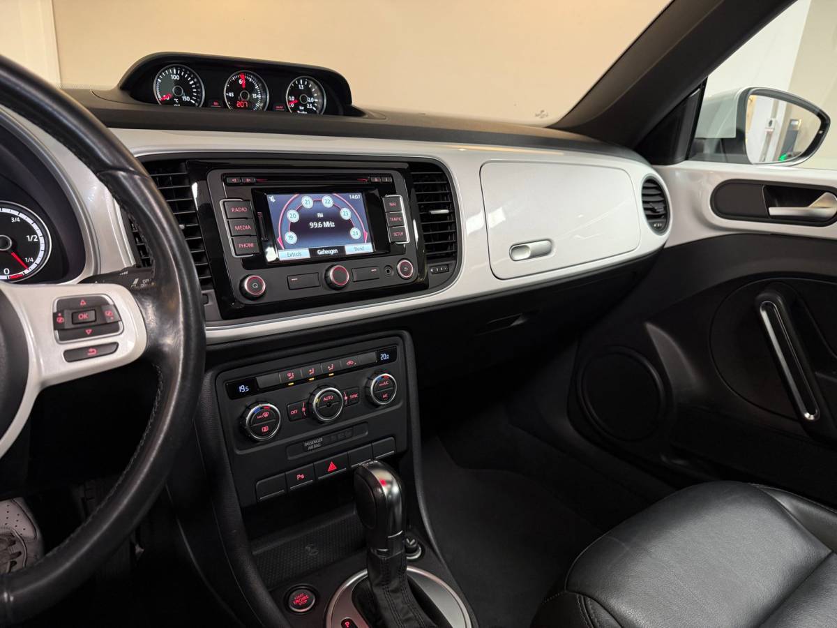 Volkswagen Beetle Volkswagen Beetle 1.4 TSI Design *Automaat* 2de Eigenaar|Pano/Schuifdak|Leer|Navi|Cruise|NAP