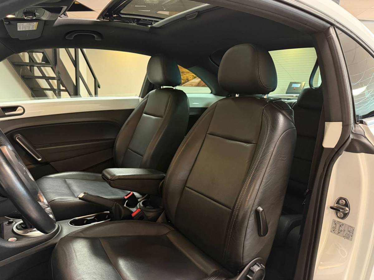 Volkswagen Beetle Volkswagen Beetle 1.4 TSI Design *Automaat* 2de Eigenaar|Pano/Schuifdak|Leer|Navi|Cruise|NAP