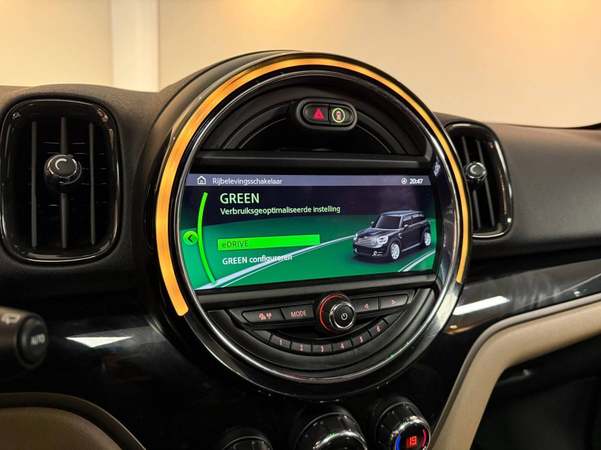 MINI Countryman Mini Mini Countryman 2.0 Cooper S E ALL4 *Pracht-interieur!* JCW-stuur|Pano|All-seasons