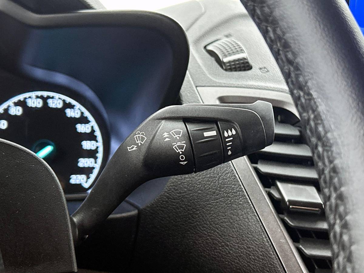 Ford Transit Connect Ford Transit Connect 1.5 EcoBlue L2 Trend Navi Airco Parkeersensoren Cruise Control Camera DAB+