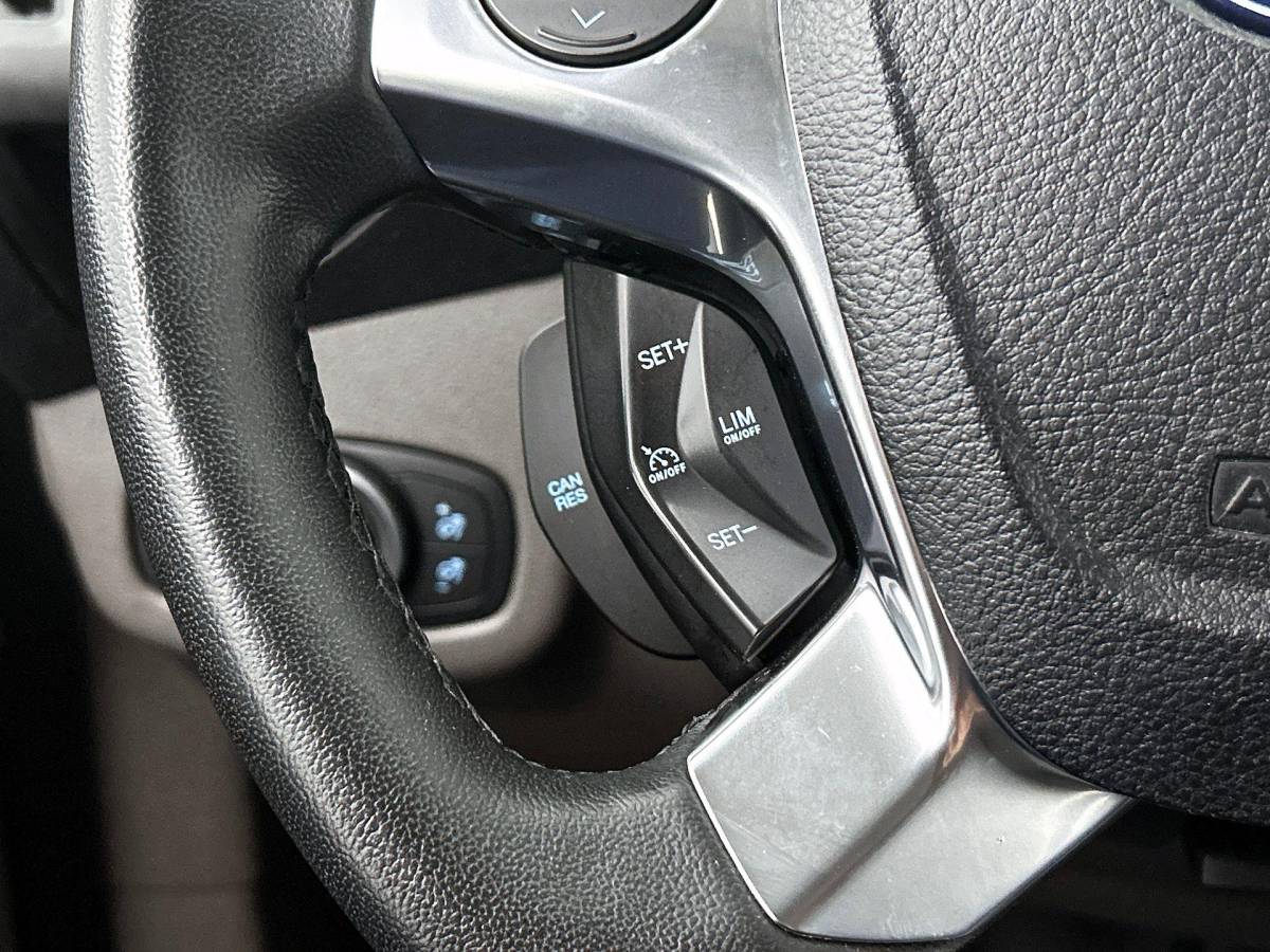 Ford Transit Connect Ford Transit Connect 1.5 EcoBlue L2 Trend Navi Airco Parkeersensoren Cruise Control Camera DAB+