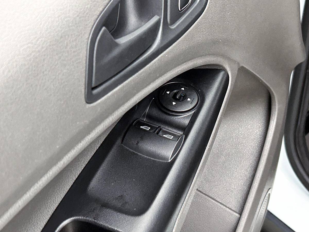 Ford Transit Connect Ford Transit Connect 1.5 EcoBlue L2 Trend Navi Airco Parkeersensoren Cruise Control Camera DAB+
