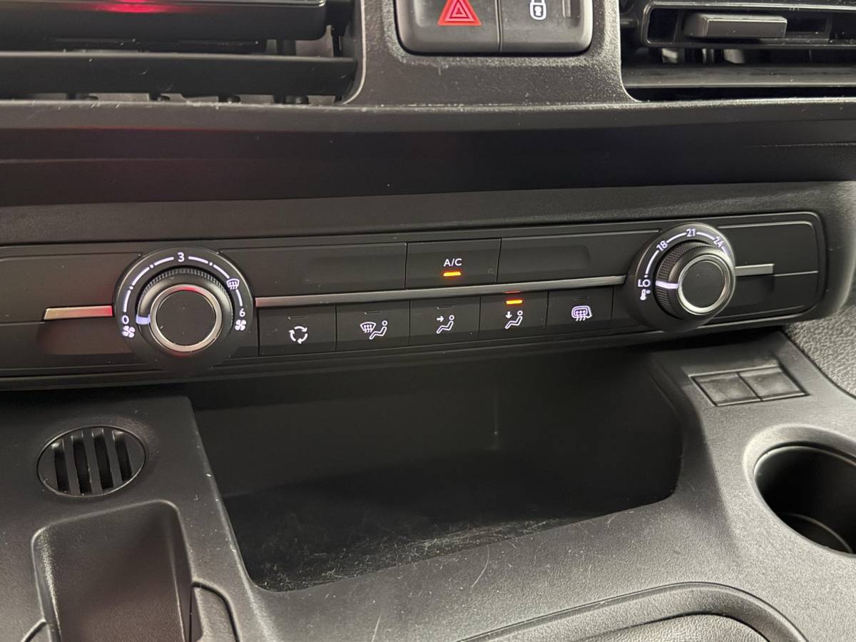 Opel Combo Opel Combo 1.5D L1H1 Standaard Airco Cruise Control Apple Carplay/Android Auto Trekhaak