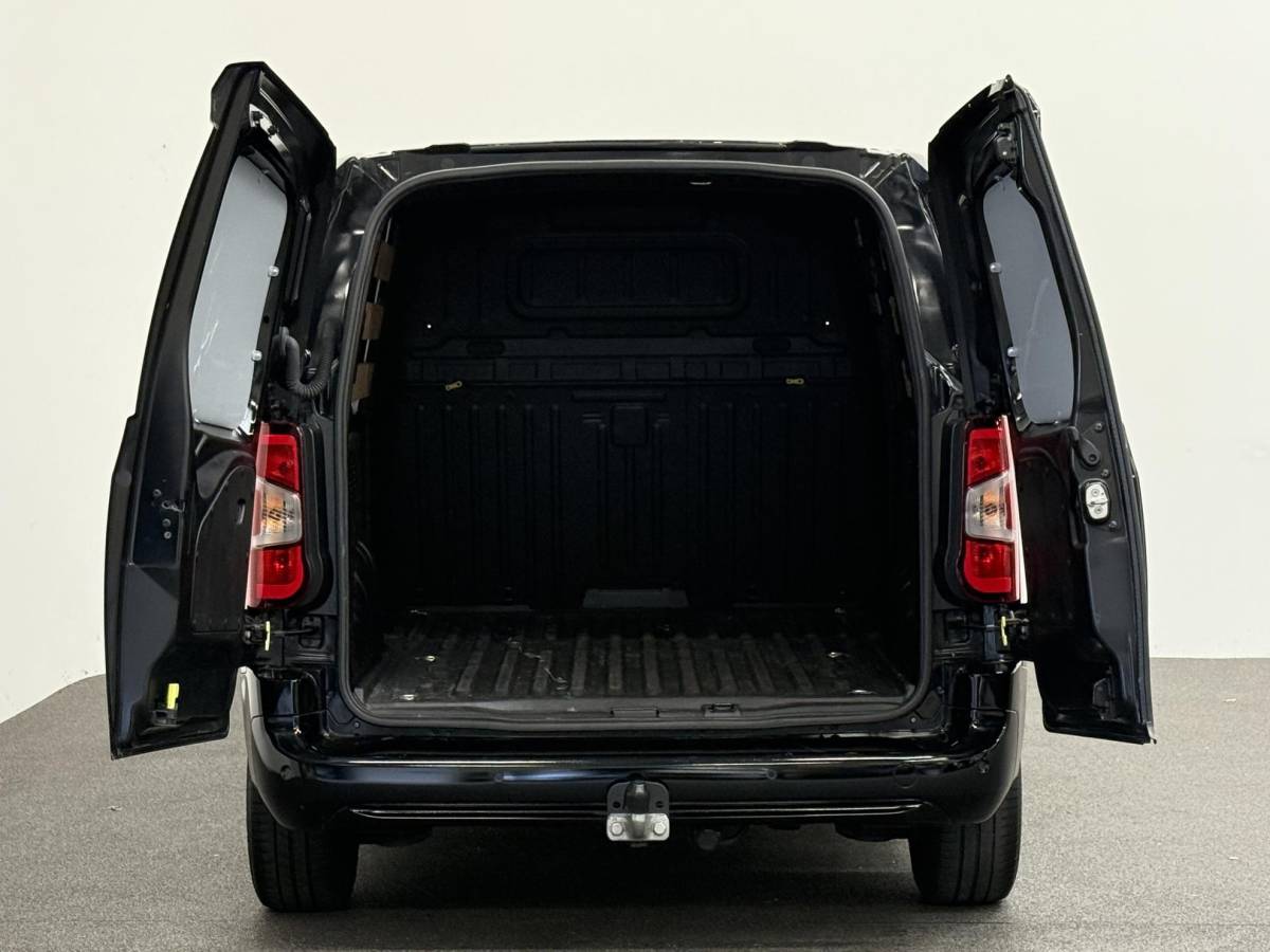 Opel Combo Opel Combo 1.5D L1H1 Standaard Airco Cruise Control Apple Carplay/Android Auto Trekhaak