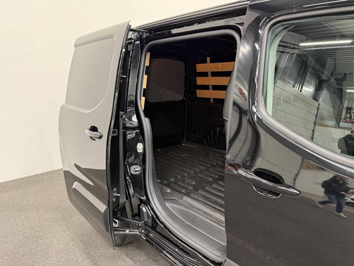 Opel Combo Opel Combo 1.5D L1H1 Standaard Airco Cruise Control Apple Carplay/Android Auto Trekhaak