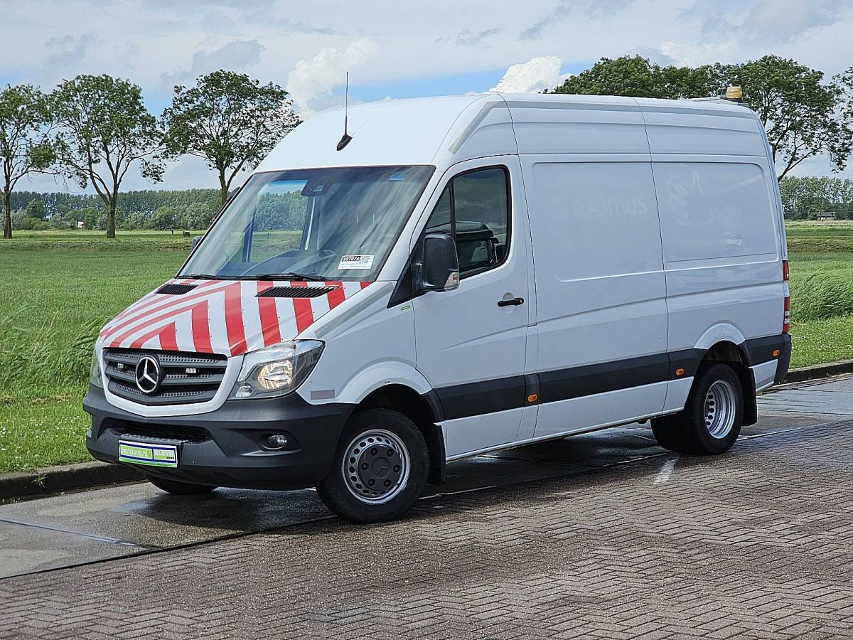 Mercedes-Benz Sprinter MERCEDES-BENZ SPRINTER 519 l2h2 v6 3.0ltr airco
