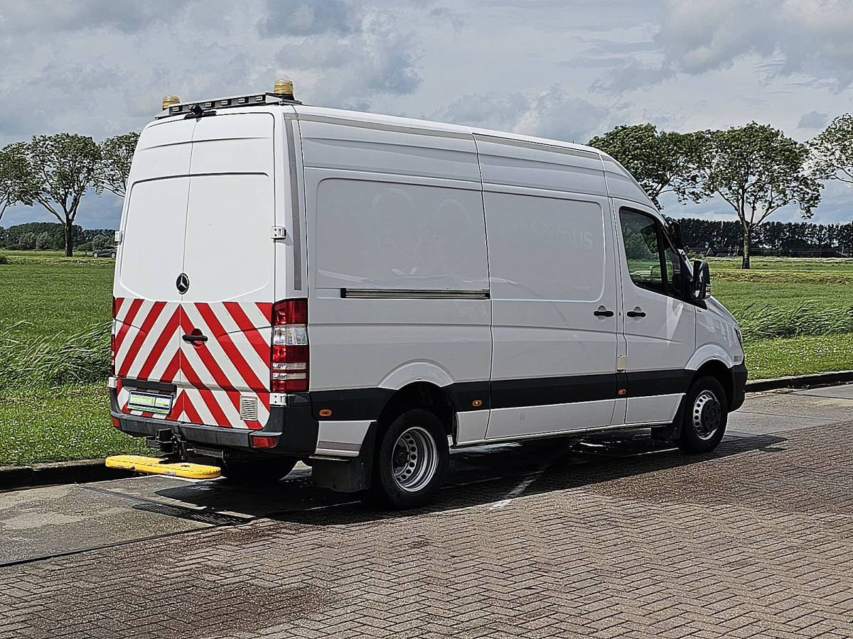 Mercedes-Benz Sprinter MERCEDES-BENZ SPRINTER 519 l2h2 v6 3.0ltr airco
