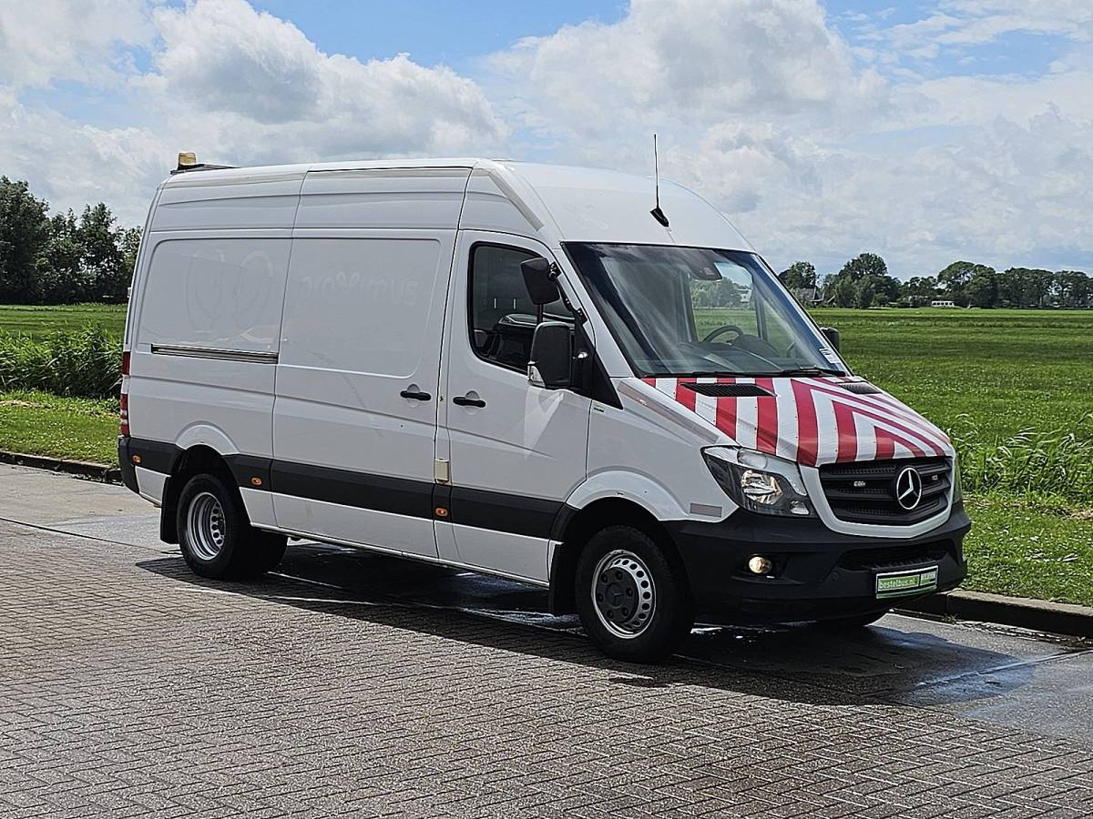 Mercedes-Benz Sprinter MERCEDES-BENZ SPRINTER 519 l2h2 v6 3.0ltr airco