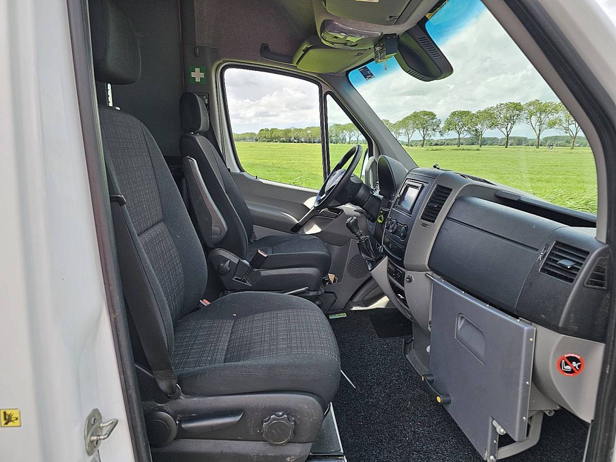 Mercedes-Benz Sprinter MERCEDES-BENZ SPRINTER 519 l2h2 v6 3.0ltr airco