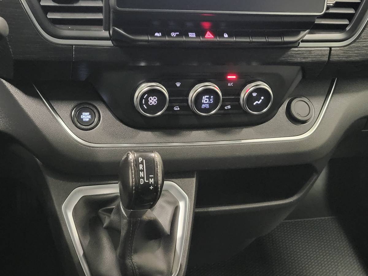 Renault Trafic Renault Trafic 2.0dCi 150pk L2/H1 Dubbele Cabine Automaat Euro 6!