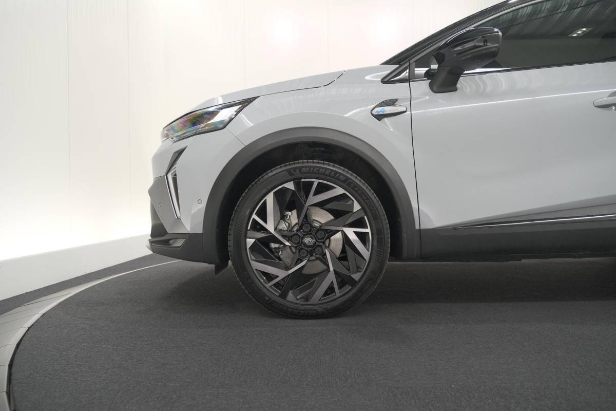 Renault Captur Renault Captur 1.8 E-Tech Full Hybrid 160 Esprit Alpine | Rondom Camerazicht | Dodehoekdetectie | Adaptieve Cruise Control