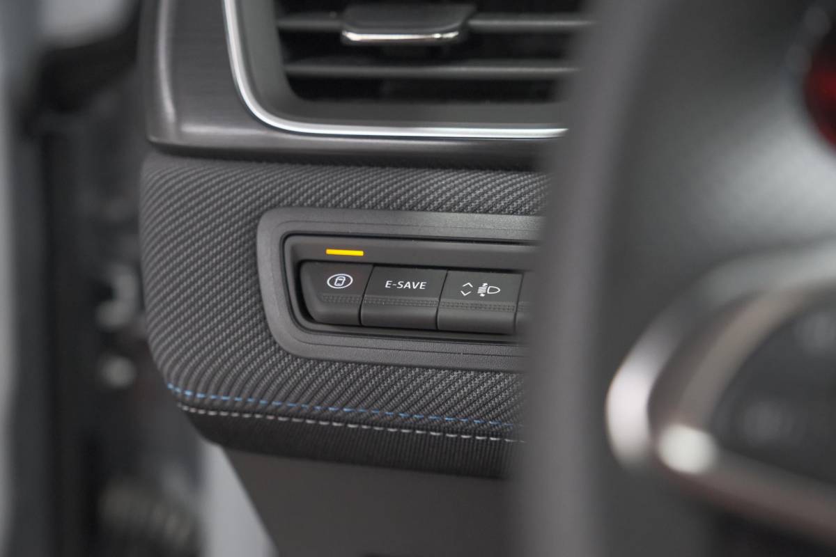 Renault Captur Renault Captur 1.8 E-Tech Full Hybrid 160 Esprit Alpine | Rondom Camerazicht | Dodehoekdetectie | Adaptieve Cruise Control