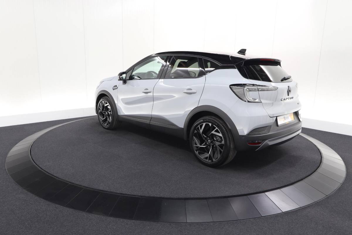 Renault Captur Renault Captur 1.8 E-Tech Full Hybrid 160 Esprit Alpine | Rondom Camerazicht | Dodehoekdetectie | Adaptieve Cruise Control